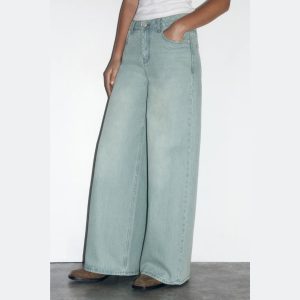 Ice-Blue-Mid-Rise-Wide-Leg-jEANS